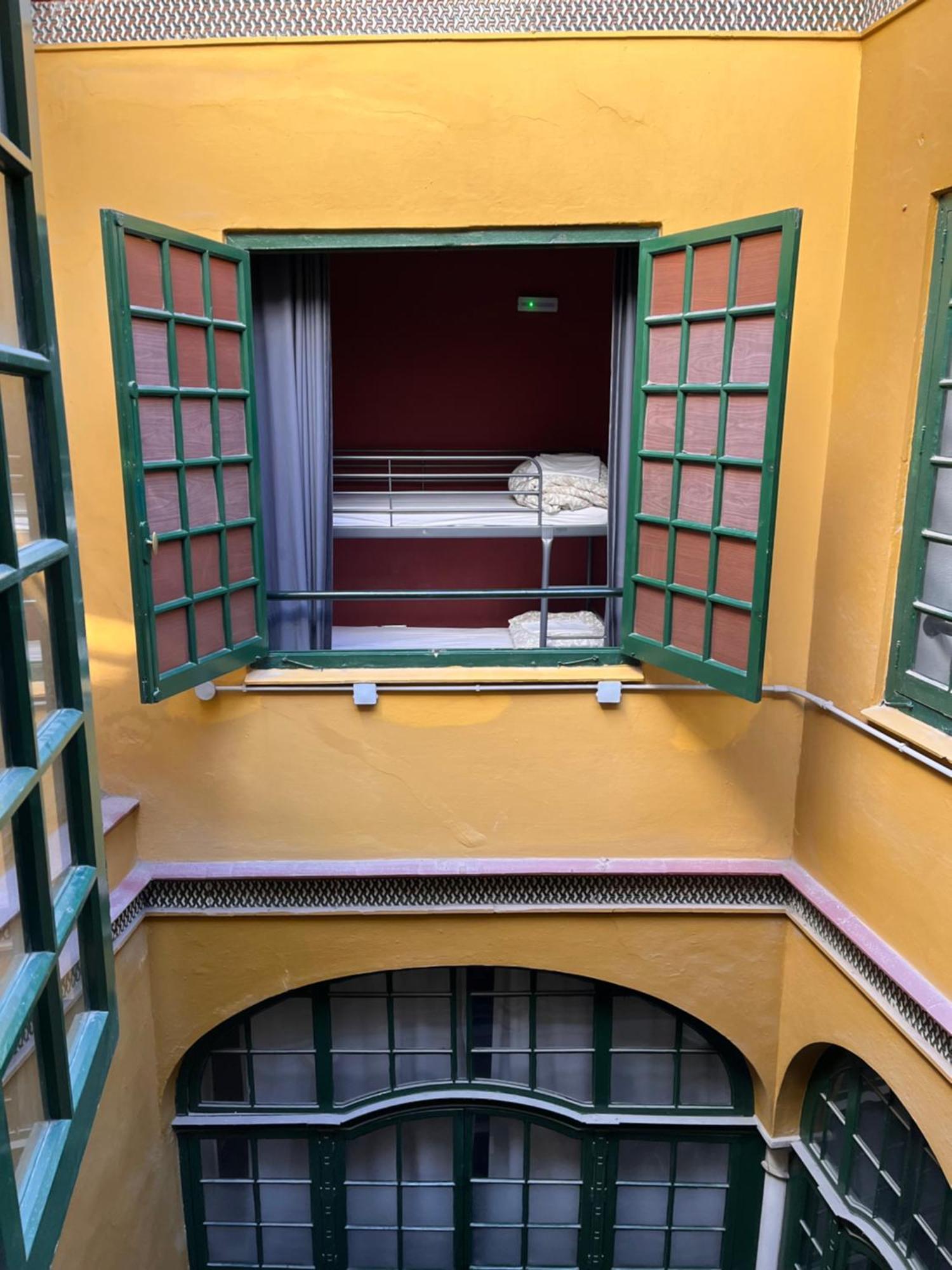 San Isidoro Hostel Sevilla Exterior photo