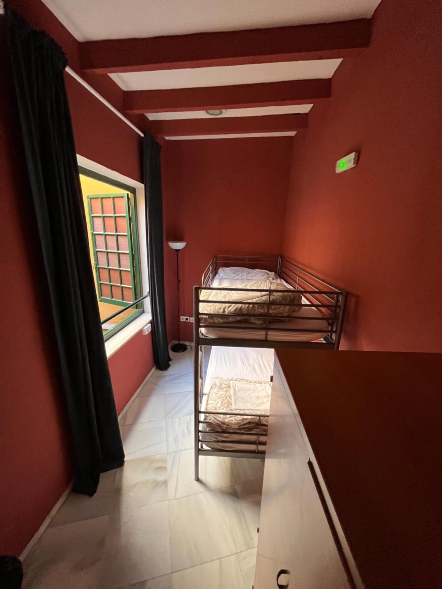 San Isidoro Hostel Sevilla Exterior photo